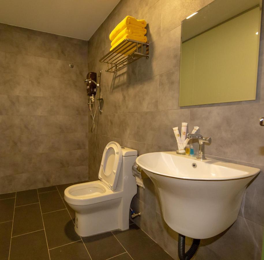 Elmark Hotel 2*